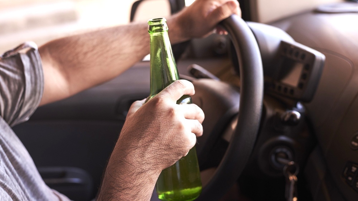    «Комбо!»: пьяный мигрант угнал авто в Сургутском районе