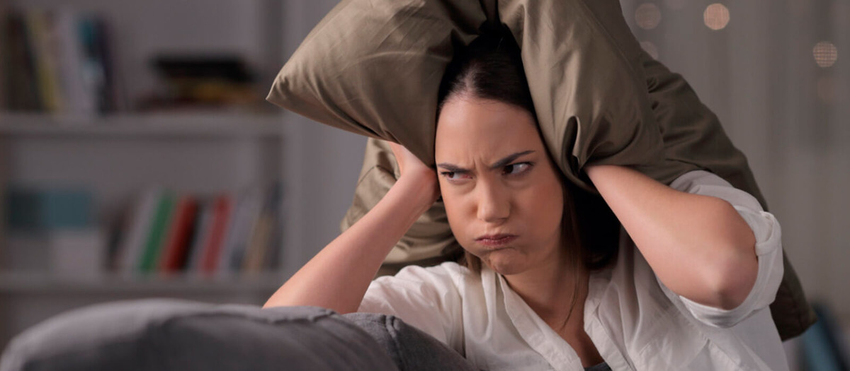    Шум в квартире: когда родителей вызывают в полицию