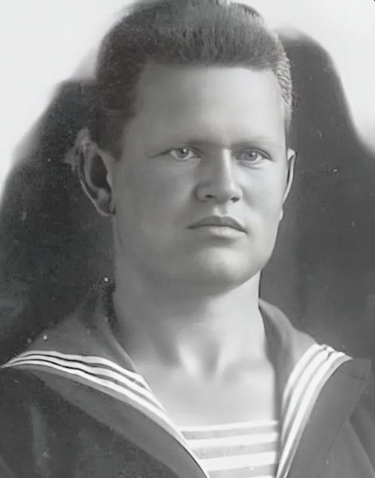 Так выглядел главстаршина Зайцев во время службы на Тихоокеанском флоте
Фото: архивное фото