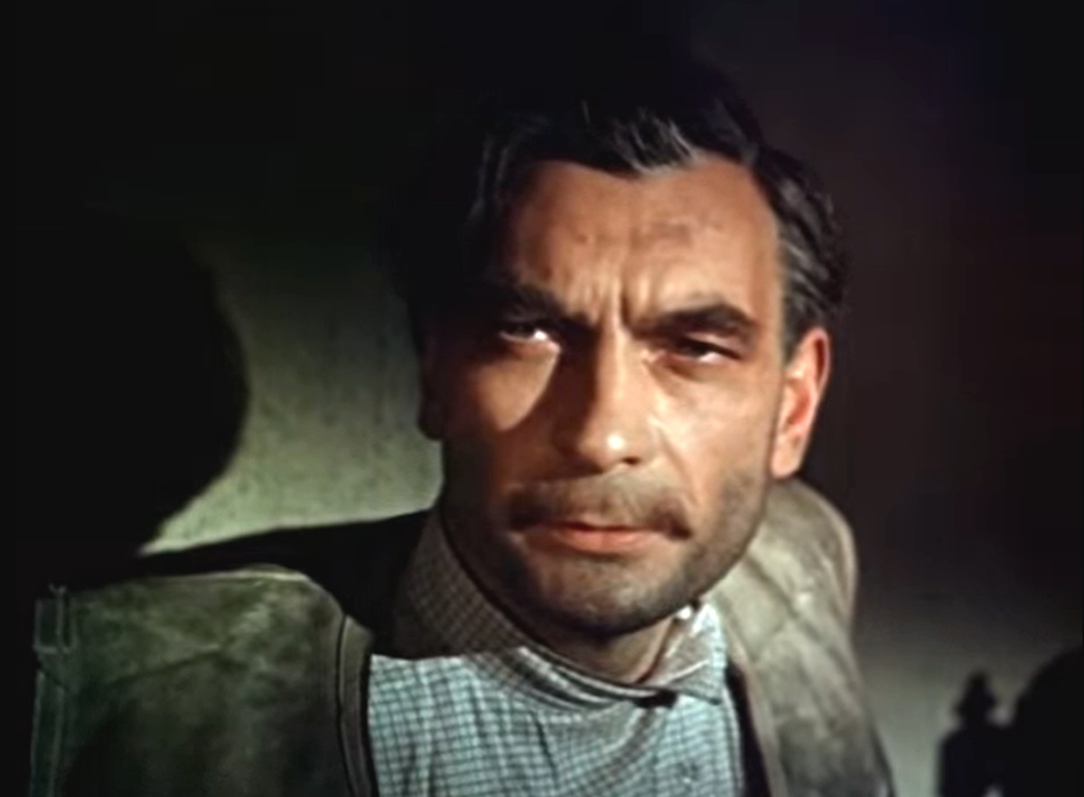 Кадр из кинофильма "Поднятая целина", 1960-1961 гг., режиссер Александр Иванов, сценаристы Юрий Лукин, Федор Шахмагонов, композиторы Олег Каравайчук, Юрий Левитин (скриншот) 