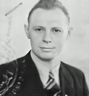 Карл Линнас в молодости