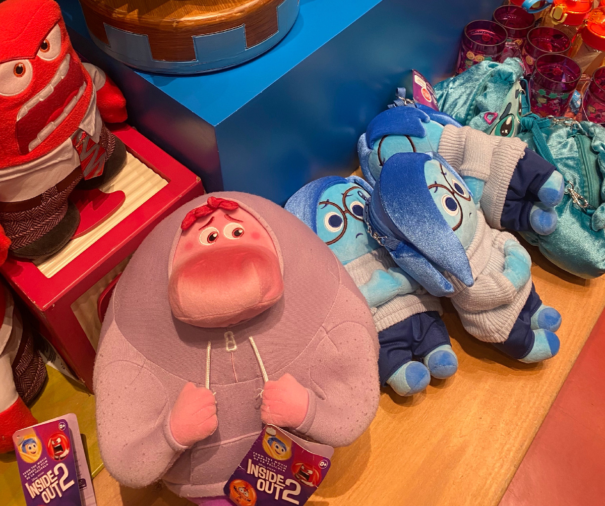 Это я, когда посмотрела карту))) Игрушки в Диснейленде такие классные! Хотелось купить все!