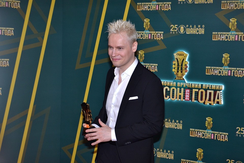    Певец SHAMAN Даниил ОПАРИН