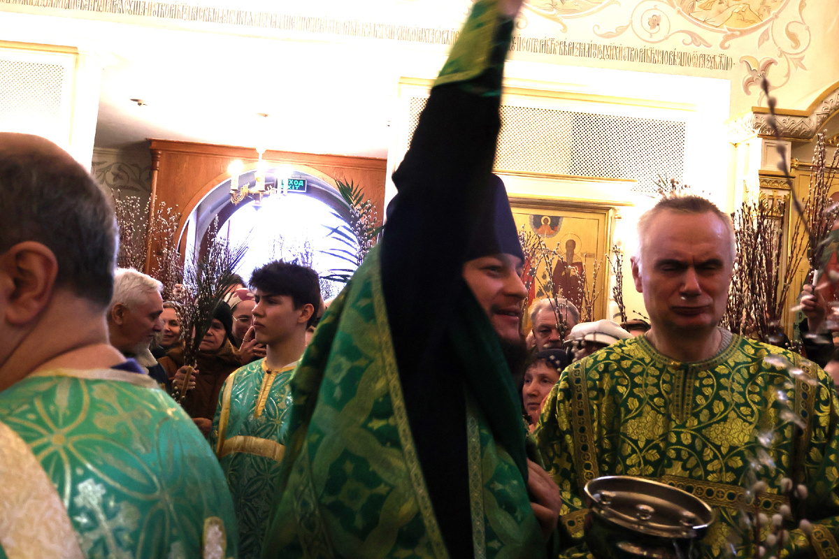 Листайте галерею