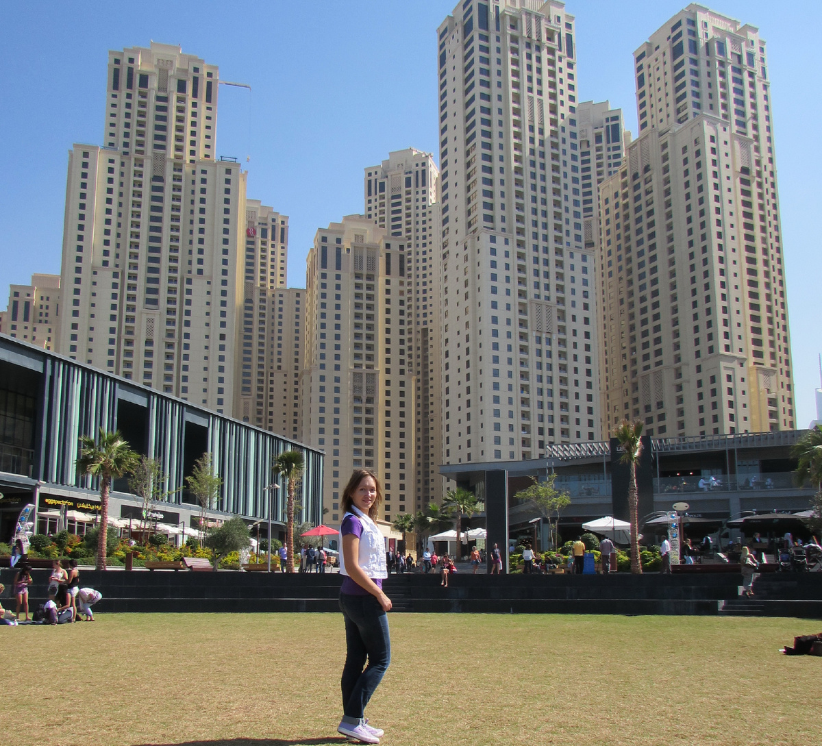 Автор канала в Дубае в районе JBR