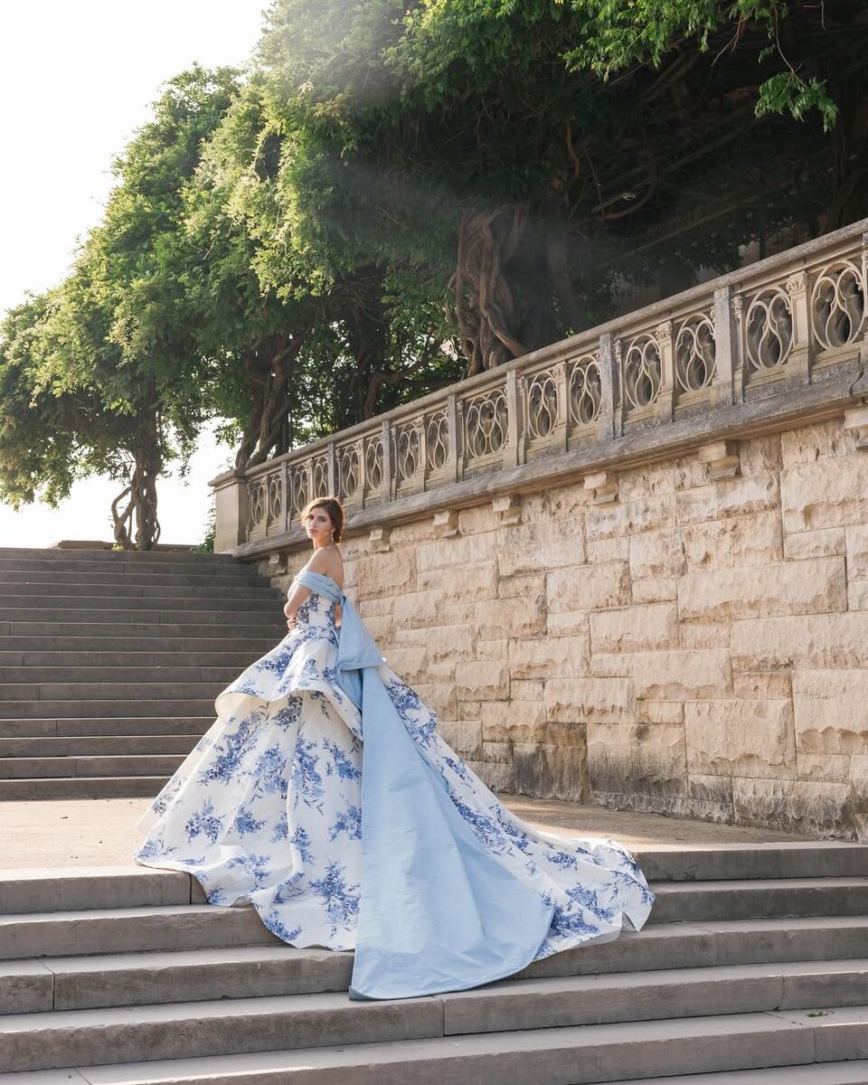 Модель в Sareh Nouri