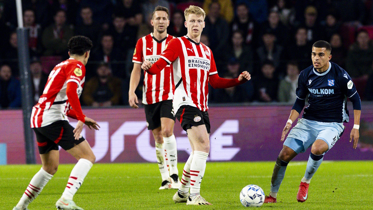    "ПСВ" предстоит матч против "Валвейка". Фото: GLOBAL LOOK PRESS