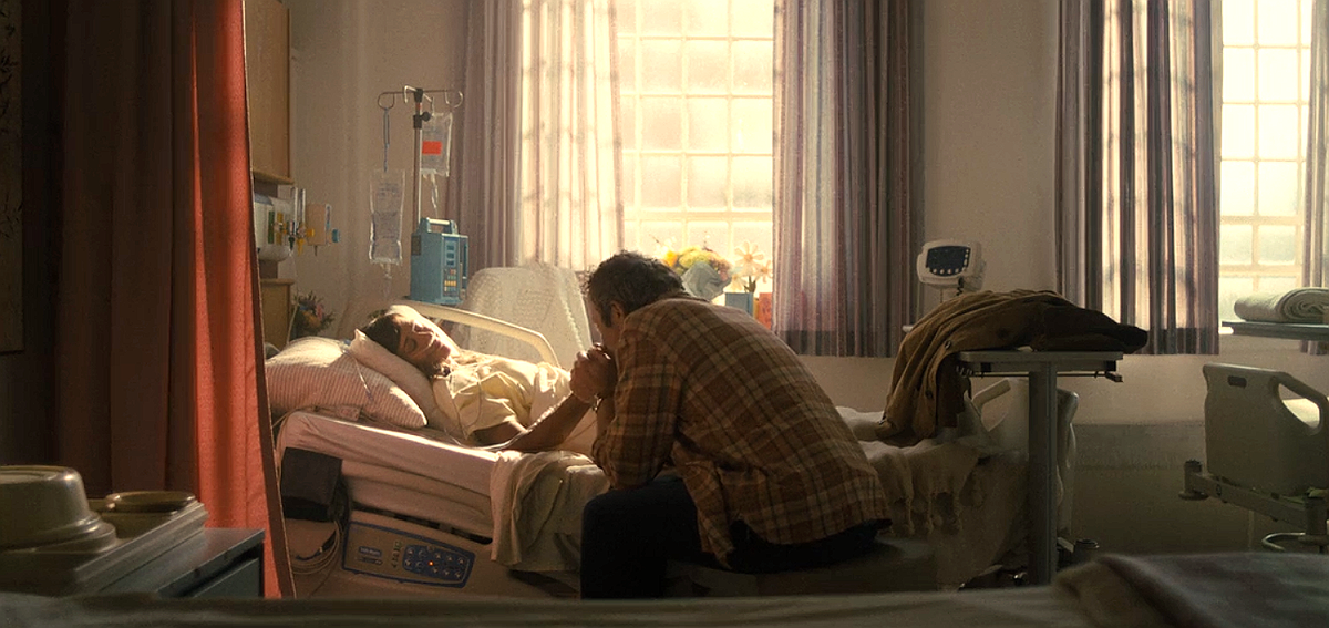 Кадр из серии "Обычные люди". Сериал "Чёрное зеркало" 7 сезон.