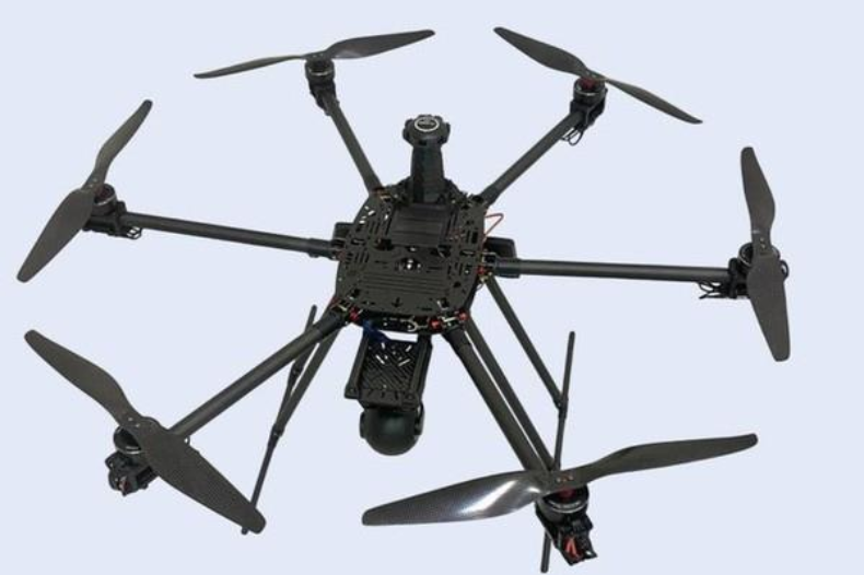 Дрон "Ладья" в карбоновом испоолнение.