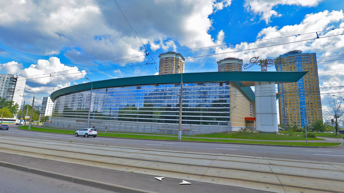 Спортивный комплекс Янтарь (Ссылка на панораму: https://yandex.ru/maps/-/CHbIUE95)