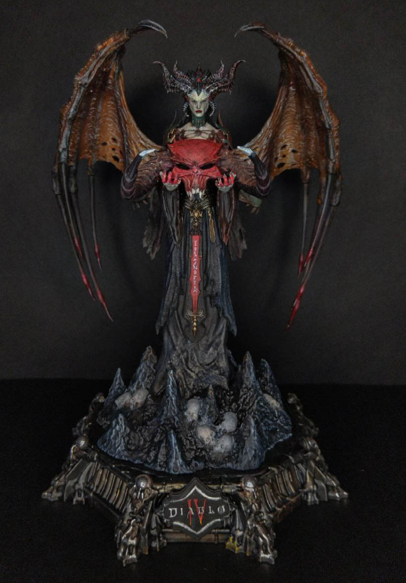 художники сменялись почти что каждую неделю