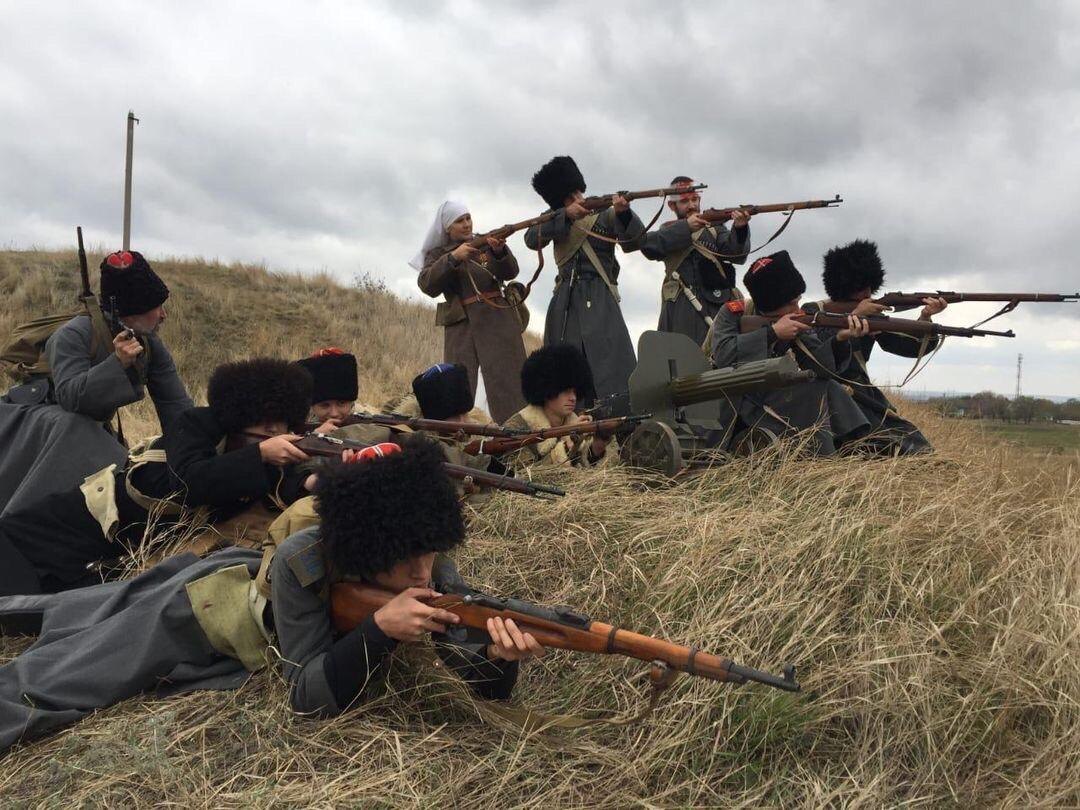 Реконструкция событий Гражданской войны. Фото из открытых источников