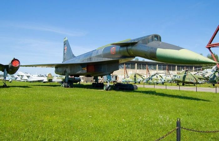 Как создавался самый «бесполезный» советский бомбардировщик Т-4, а пилоты были обречены смотреть через перископ
