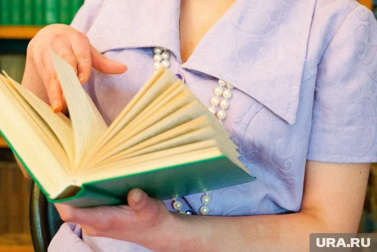 Любовь Рыжикова рассказала о своем сыне космонавте - Сергее
Фото: Руслан Яроцкий © URA.RU