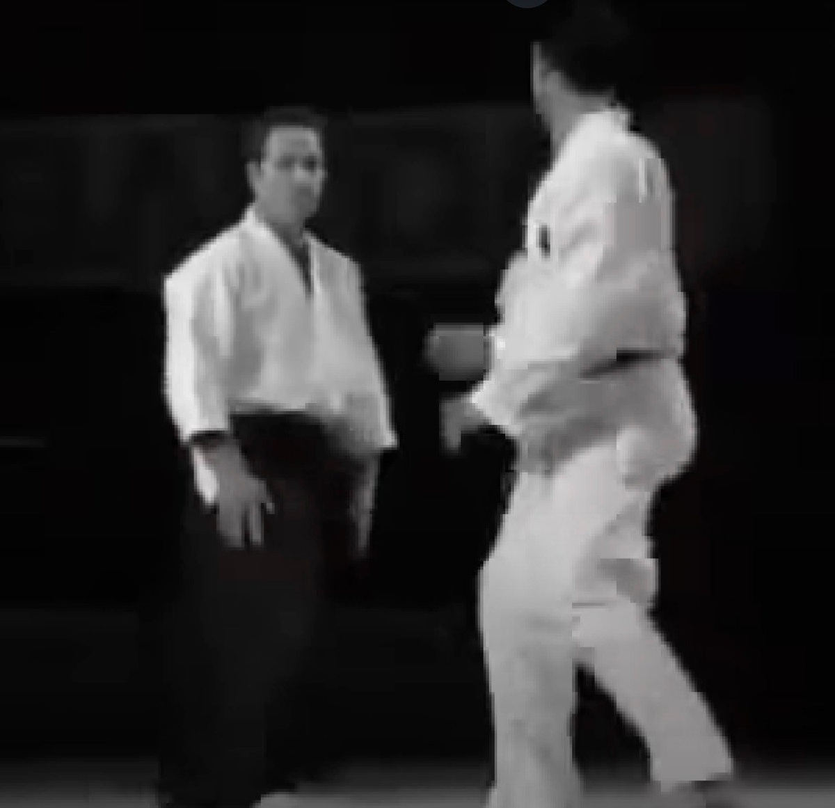  Кристиан Тисье на демонстрации айкидо против карате