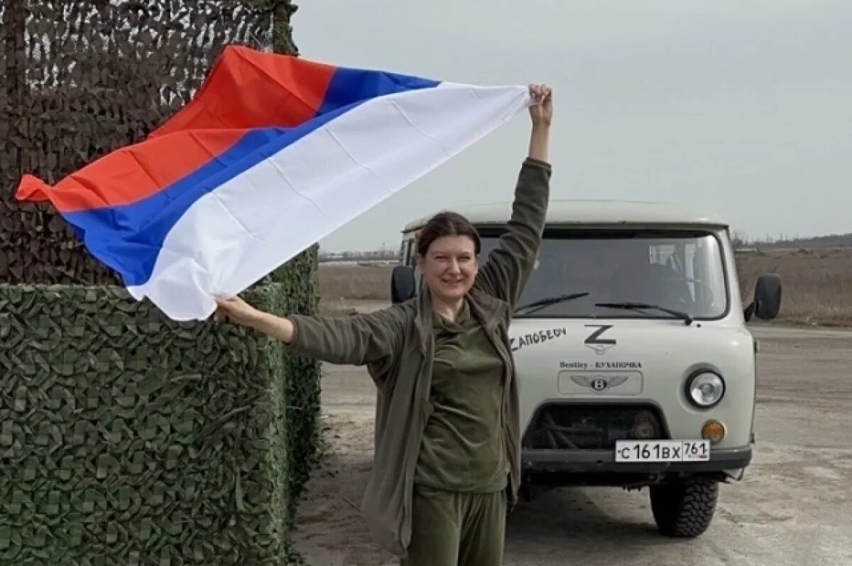    Привычка и долг помогать.