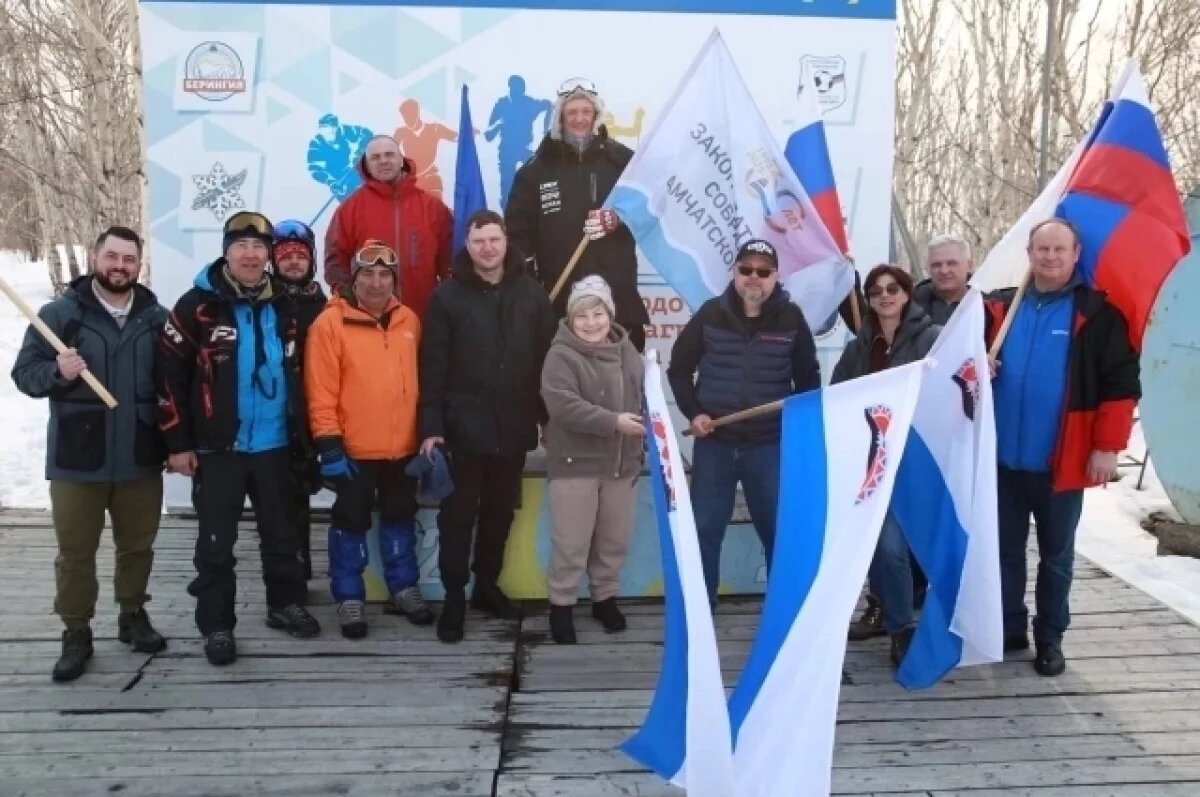    Спикер Заксобрания Камчатки встретила покорителей Авачинского вулкана