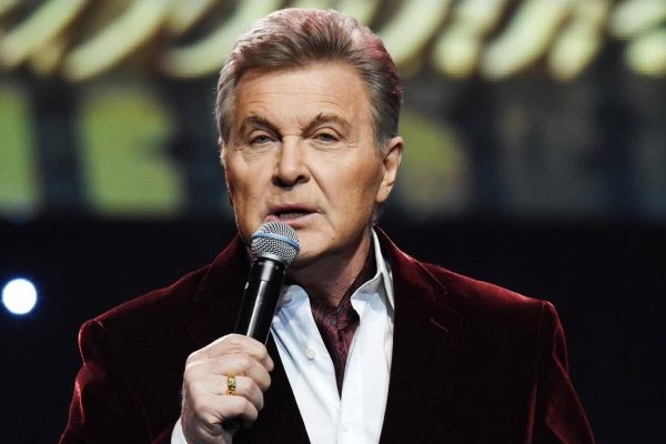    Лев Лещенко. Фото: world-wells.ru