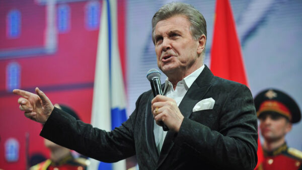    Лев Лещенко. Фото: world-wells.ru