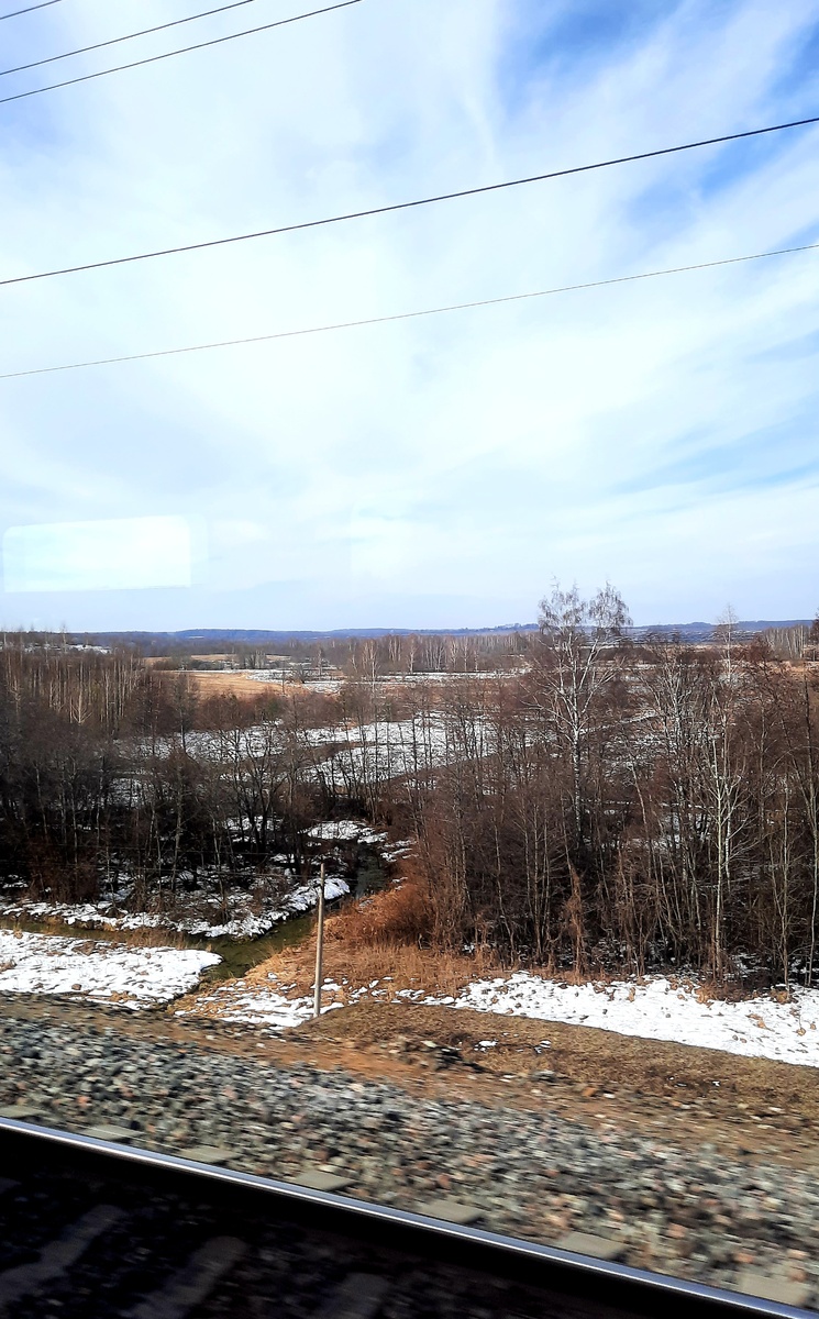 Фото автора. "Это в городе тепло и сыро, а за городом зима, зима, зима..."