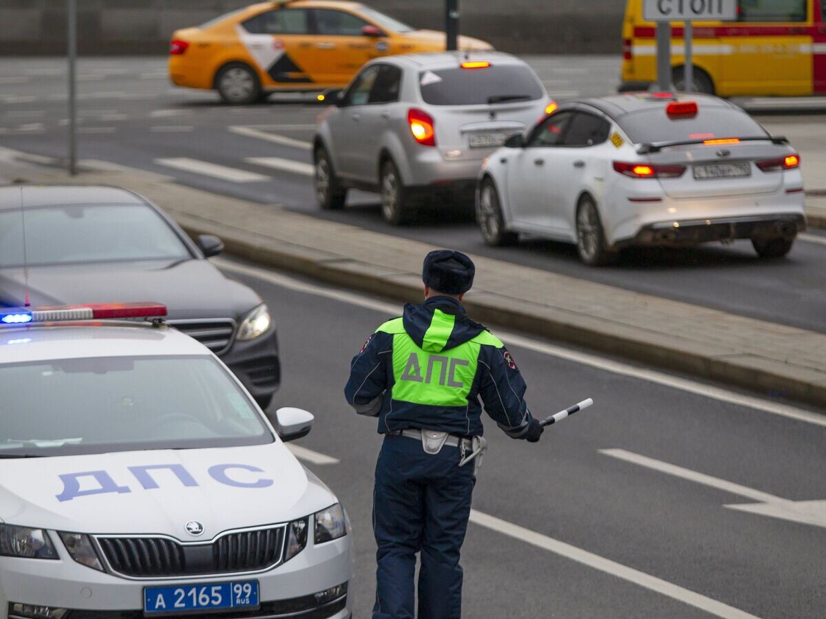    Сотрудник ДПС© РИА Новости . Мария Девахина