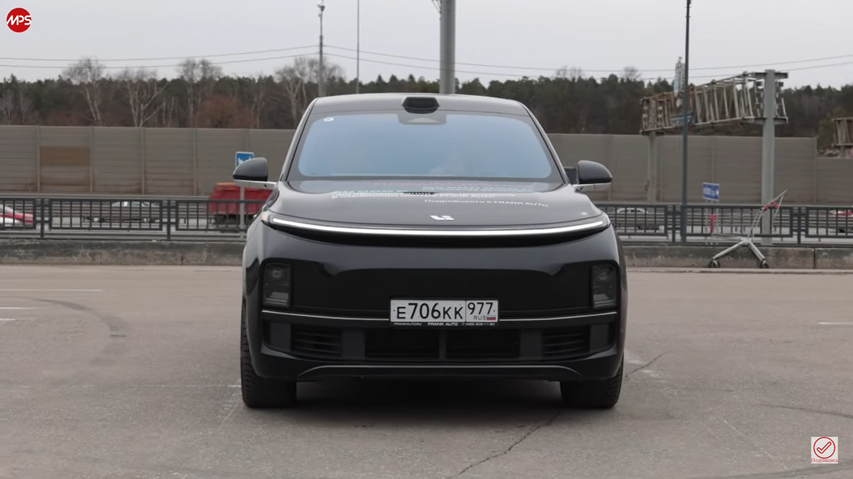 Lixiang L9 Ultra: 2 электродвигателя, полный привод, 5,3 секунды до 100 км/ч. Всё это при массе в 2,5 тонны.