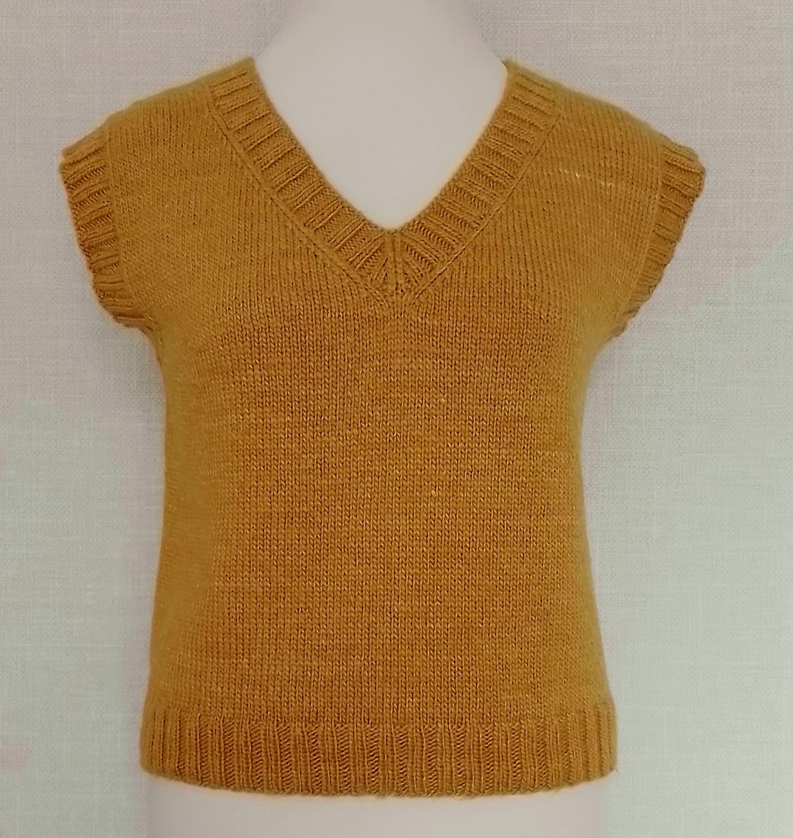 Жилет до вышивки.