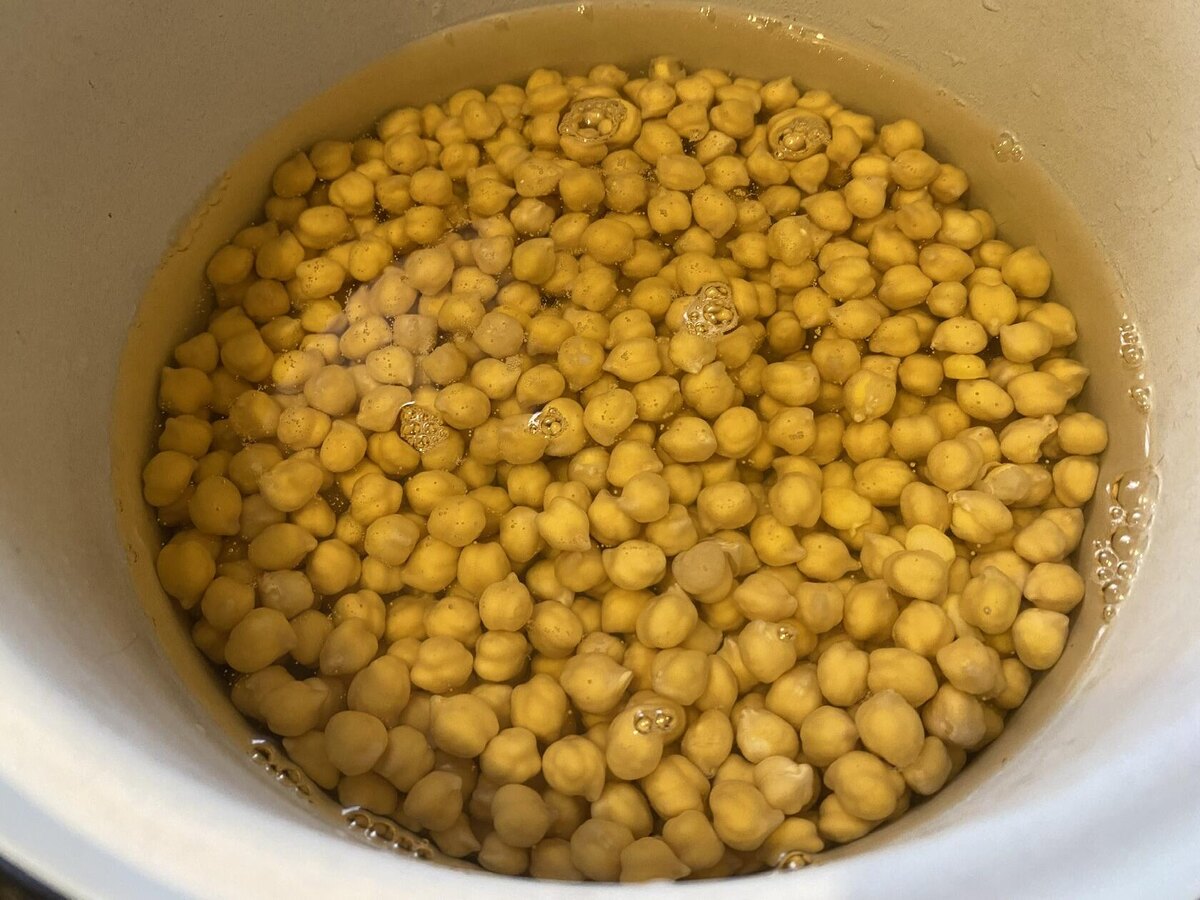 Приготовление постного блюда "Нут с грибами". Фото автора