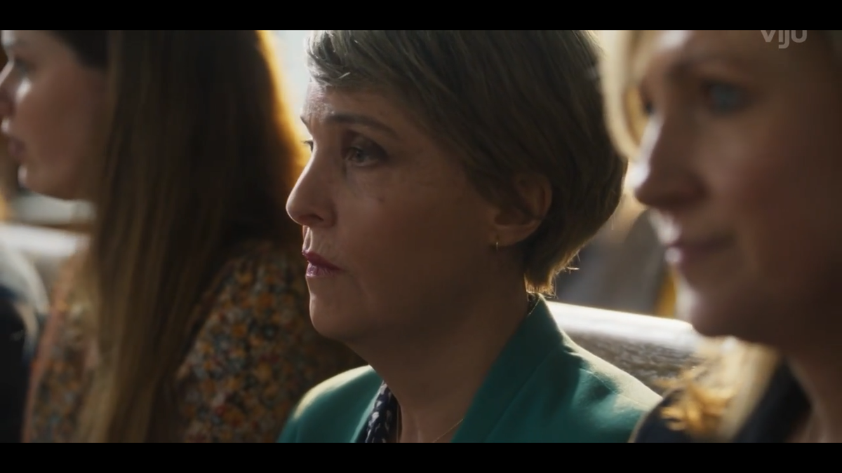 Кадр из сериала.