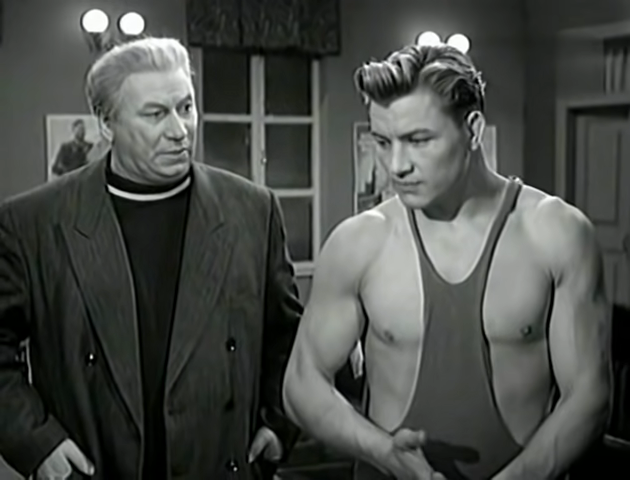 С В. Меркурьевым в фильме "Чемпион мира", 1955 год