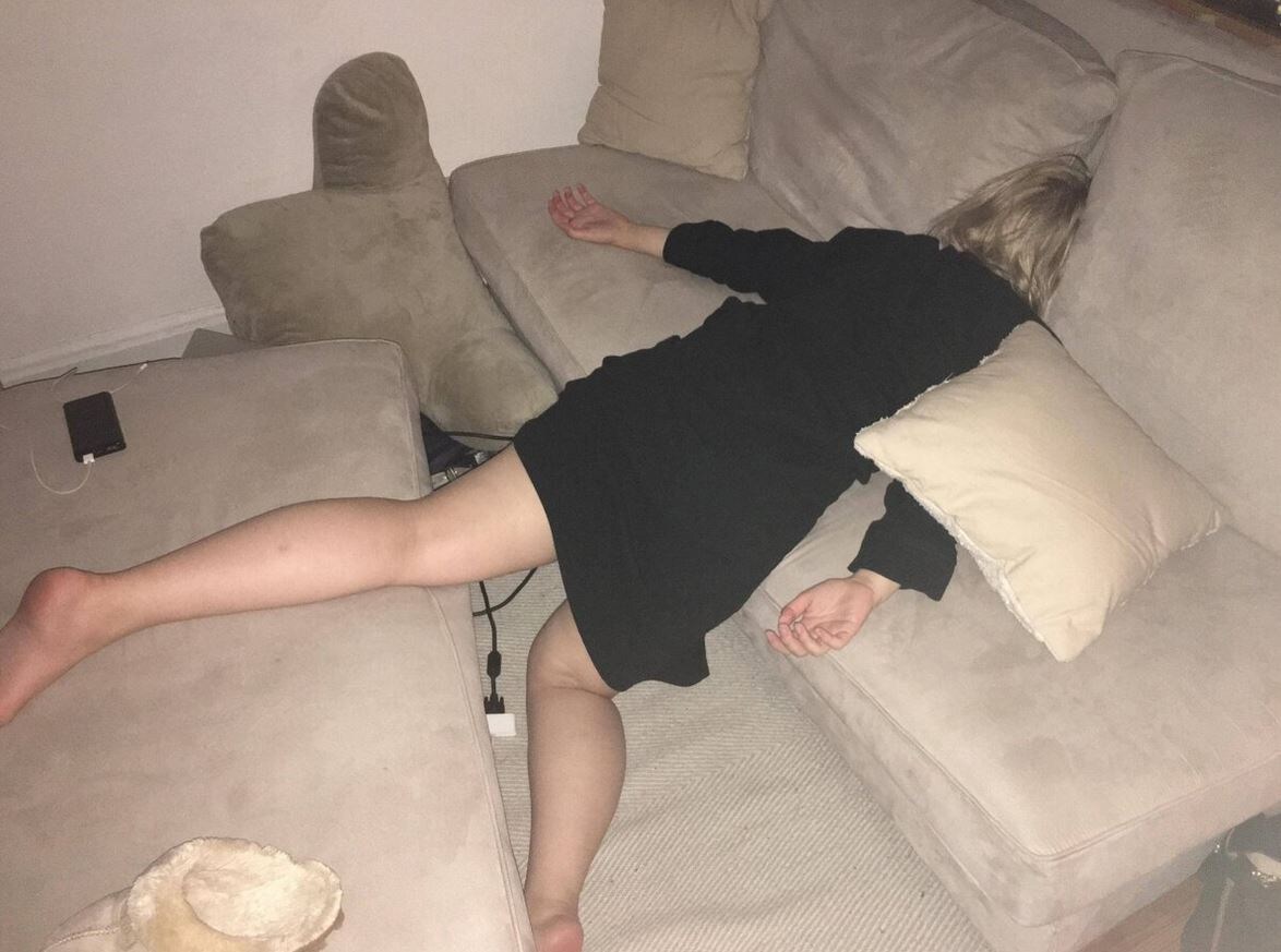 Источник: ЯндексКартинки. Эта приставать уже не может, но фото по теме Дзен забанит.