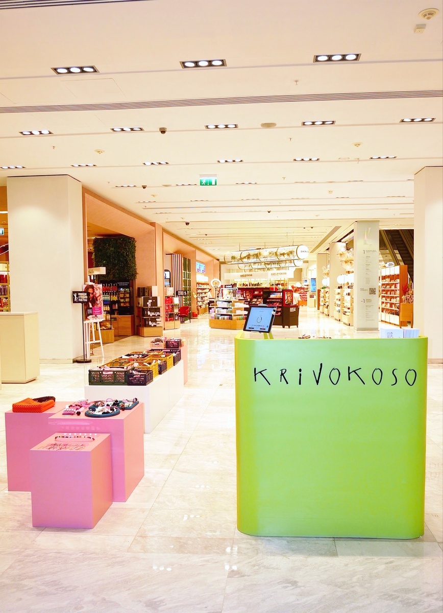    Бренд Krivokoso открыл поп-ап в «Цветном» (фото 1)