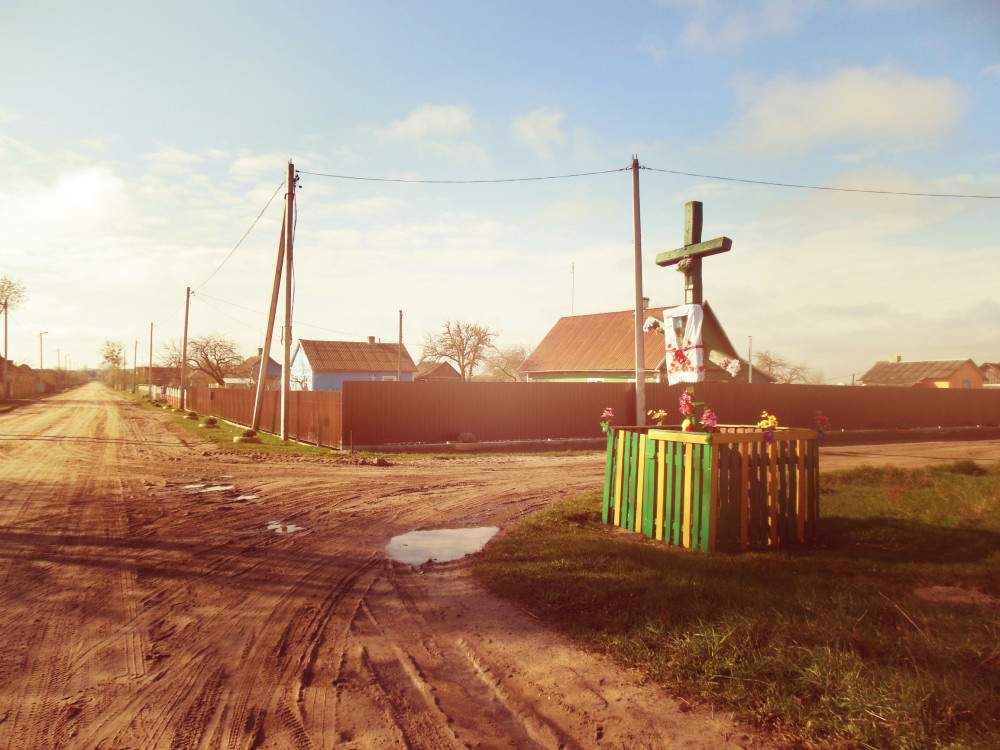 Пески: От Величия Дворянской Резиденции до Современного Агрогородка у Озера Черное