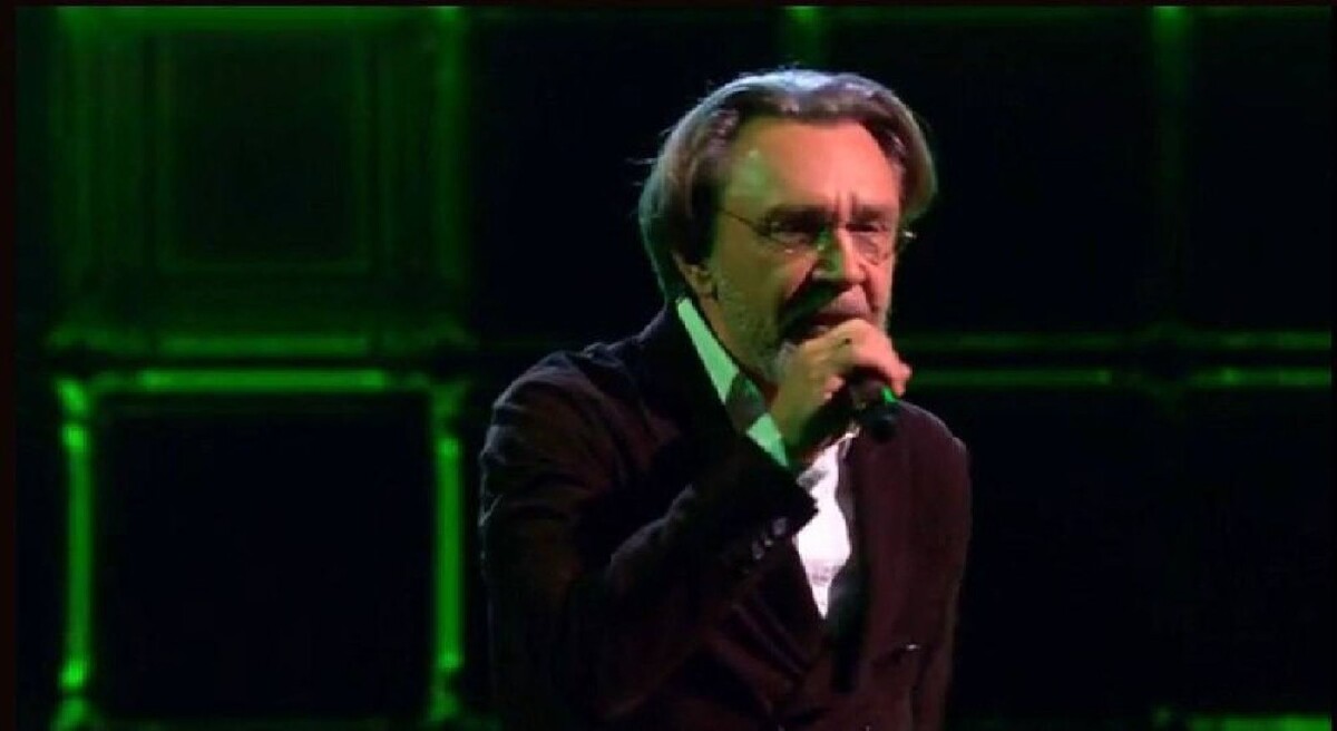 Сергей Шнуров (фото: кадр из шоу «Голос»)📷
