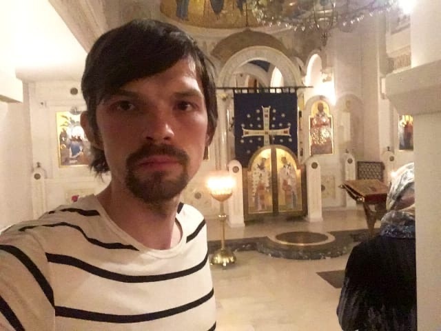 Это я в Сретенском храме центра в Москве