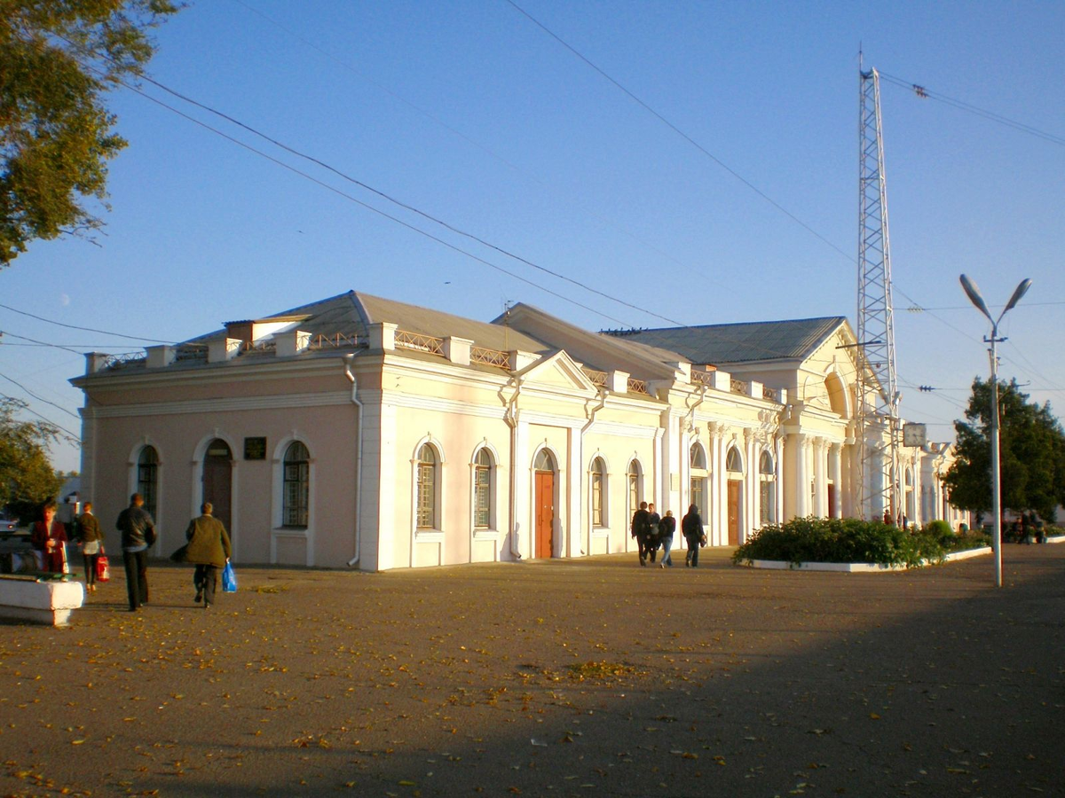 Именно этого. С этой же западной его стороны. Примерно на этом самом месте. Фото с просторов интернета. 