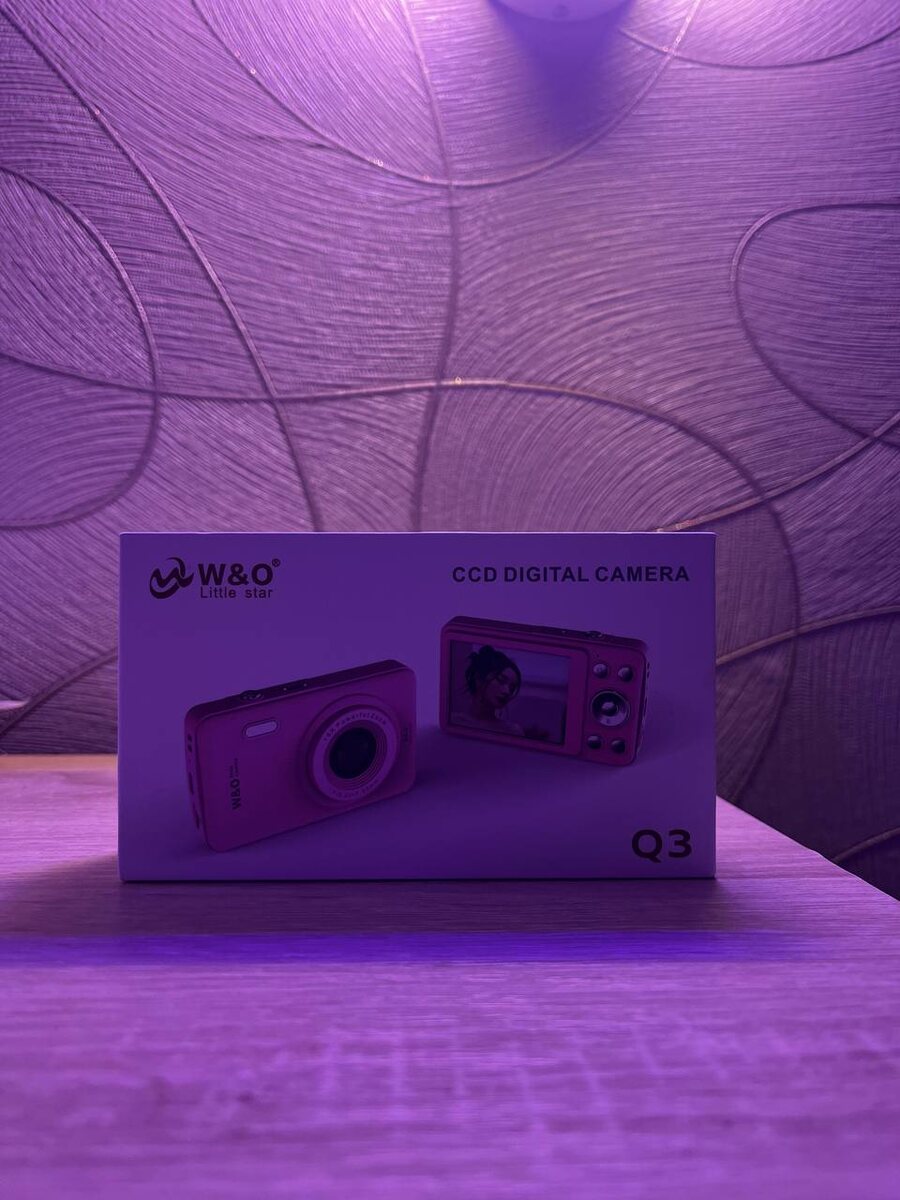 коробка показывает нам размер данного фотоаппарата