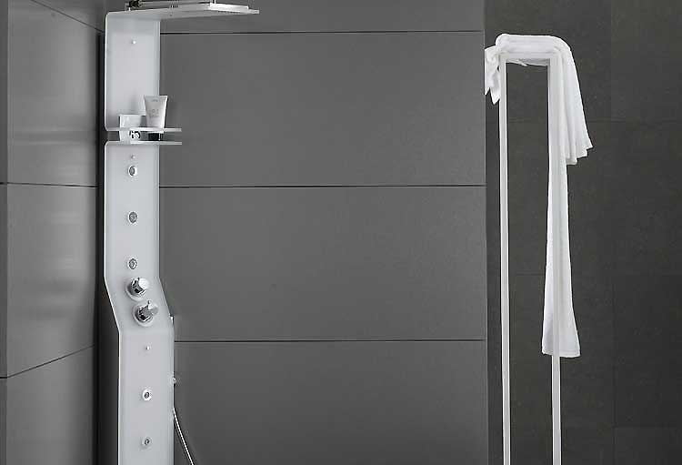 Как правильно установить душевую панель