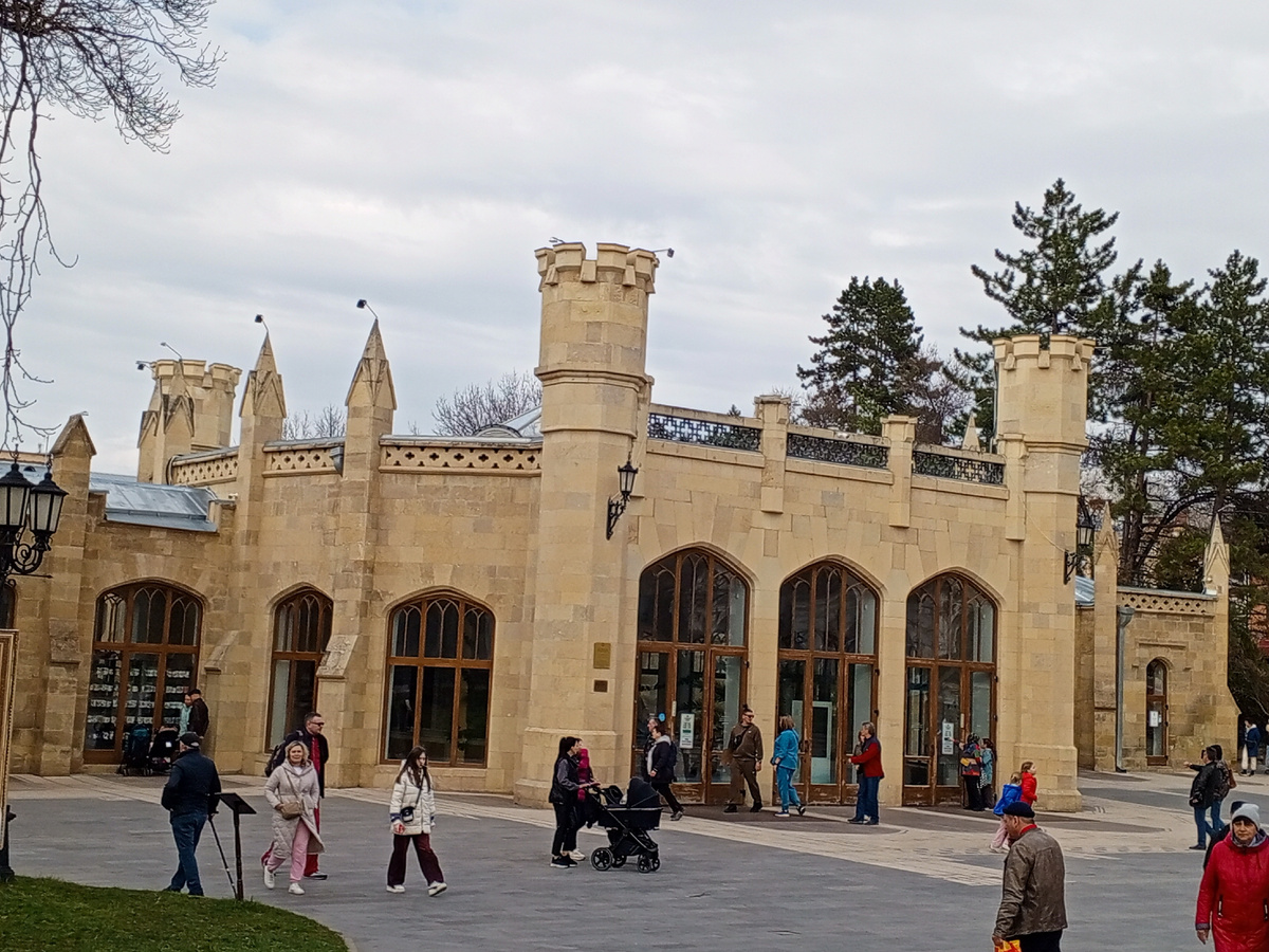 Нарзанная галерея