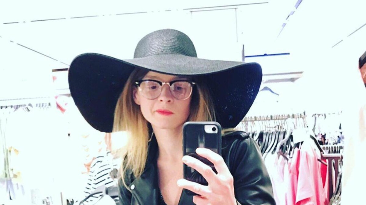 МК (Ангелина Миончинская)