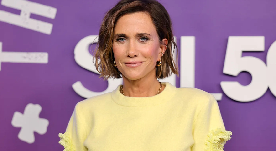 Кристен Уиг на концерте SNL50: Homecoming в нью-йоркском Radio City Music Hall 14 февраля 2025 года. 