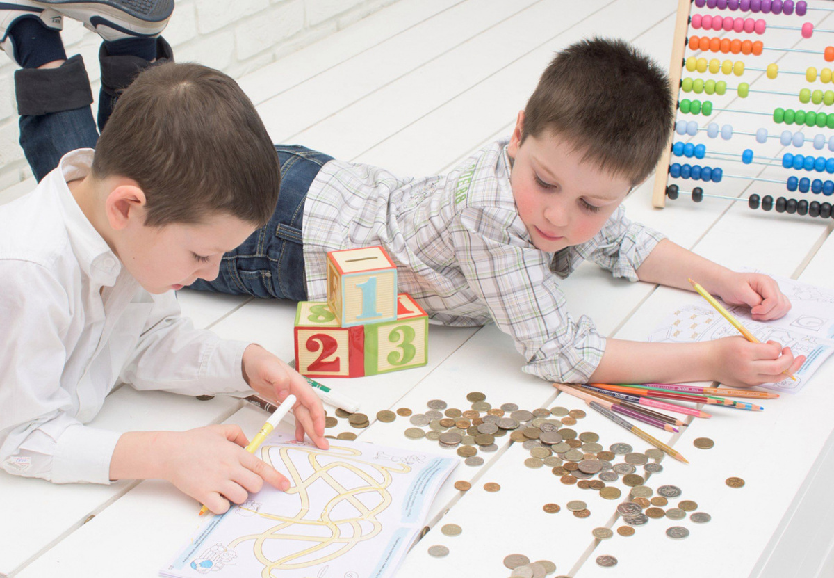    Почему дети транжирят деньги