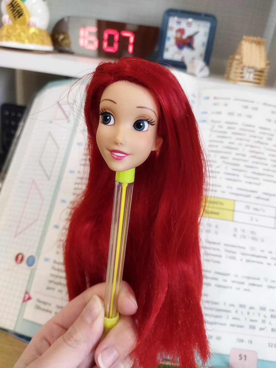 Голова куклы русалки Ариэль Дисней