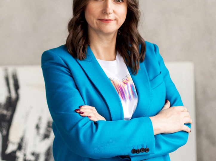 Анастасия Боровская, директор Русской Школы Управления (РШУ), была удостоена чести войти в финал рейтинга "ТОП-100 Менеджеров России-2025"