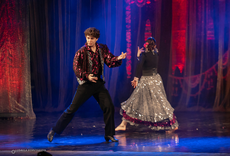     Даниил, танцор ансамбля индийского танца "Маюри"