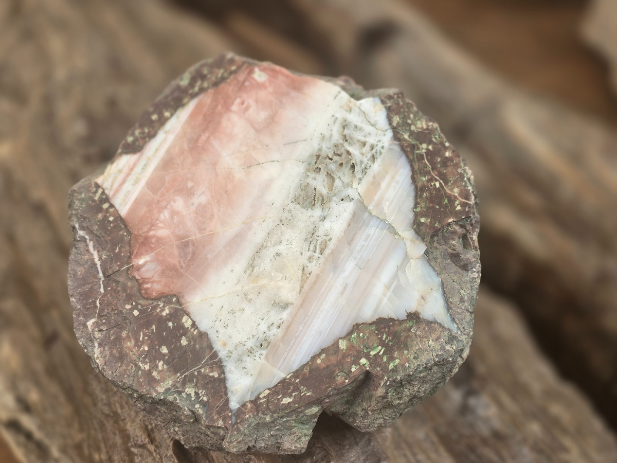 Агат звёздчато-рёберный, Казахстан