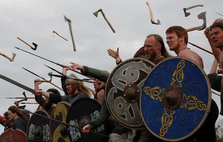 Тут свои еще не все в шлемах. Нечего государственное добро разбазаривать.