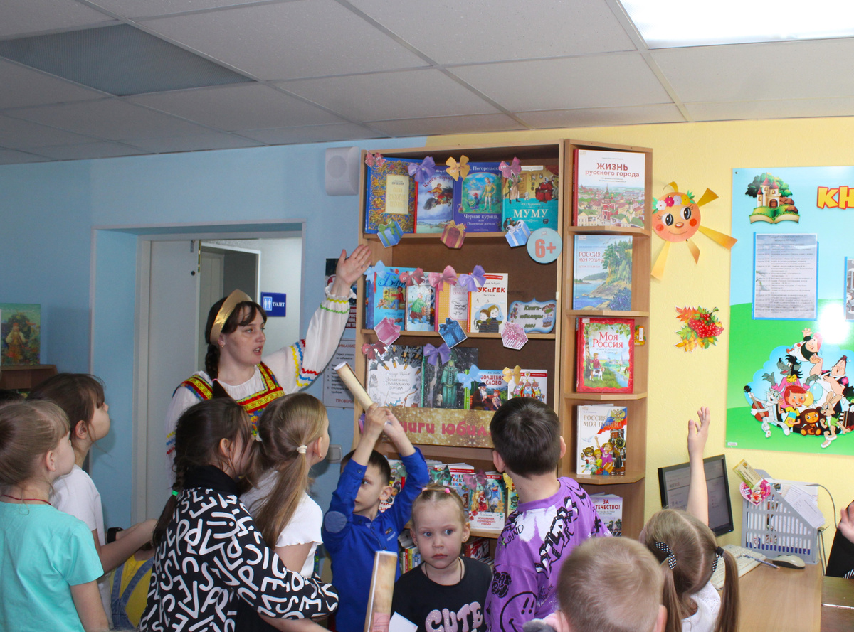 Фото сделано в Центральной библиотеке п. Ясногорский в Библионочь 2024 года