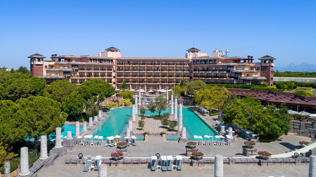 Источник изображения https://content.coral.ru/resize/1600x900/media/image/1/983/636735765339670416.jpg