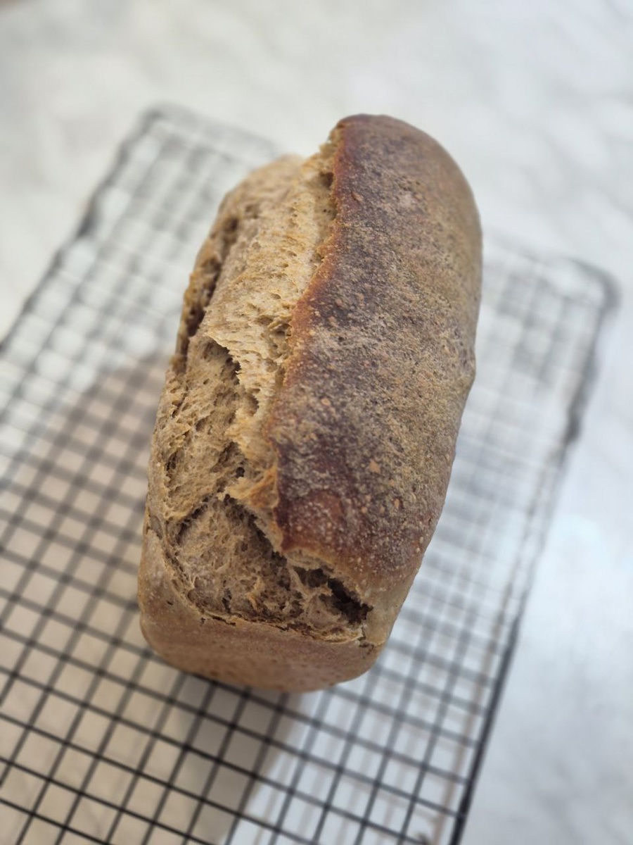 треснула верхушка у хлеба на закваске